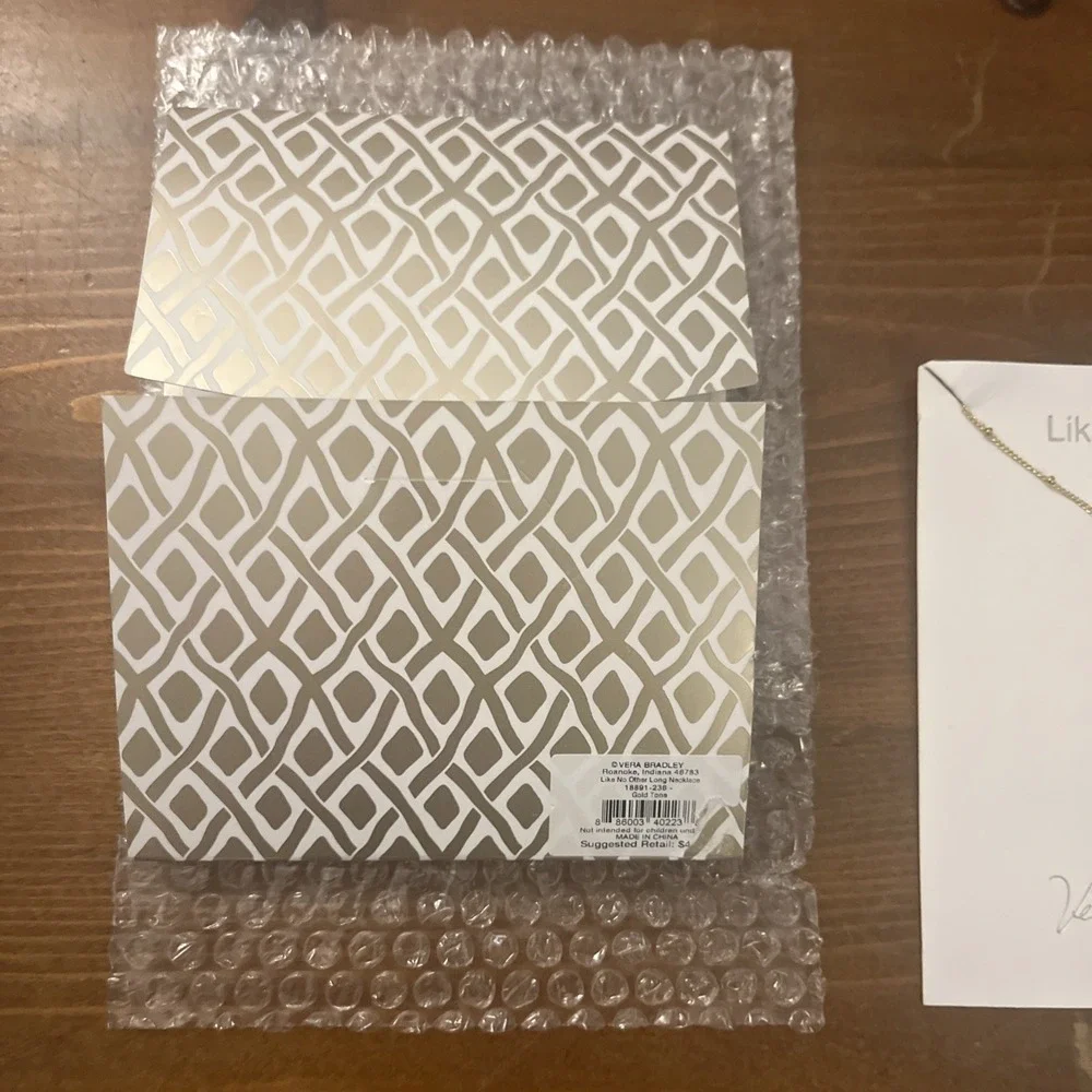 Vera‎ Bradley "Like No Other" Long Necklace NEVER WORN Mother's Day Grandmother - Picture 2 of 4